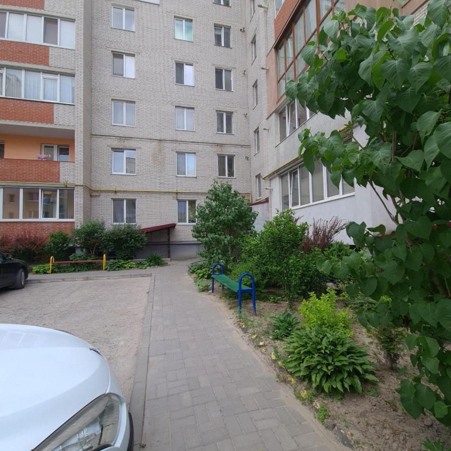 Апартаменти Липинського3,Поруч Порт Сіті Lutsk Exterior photo