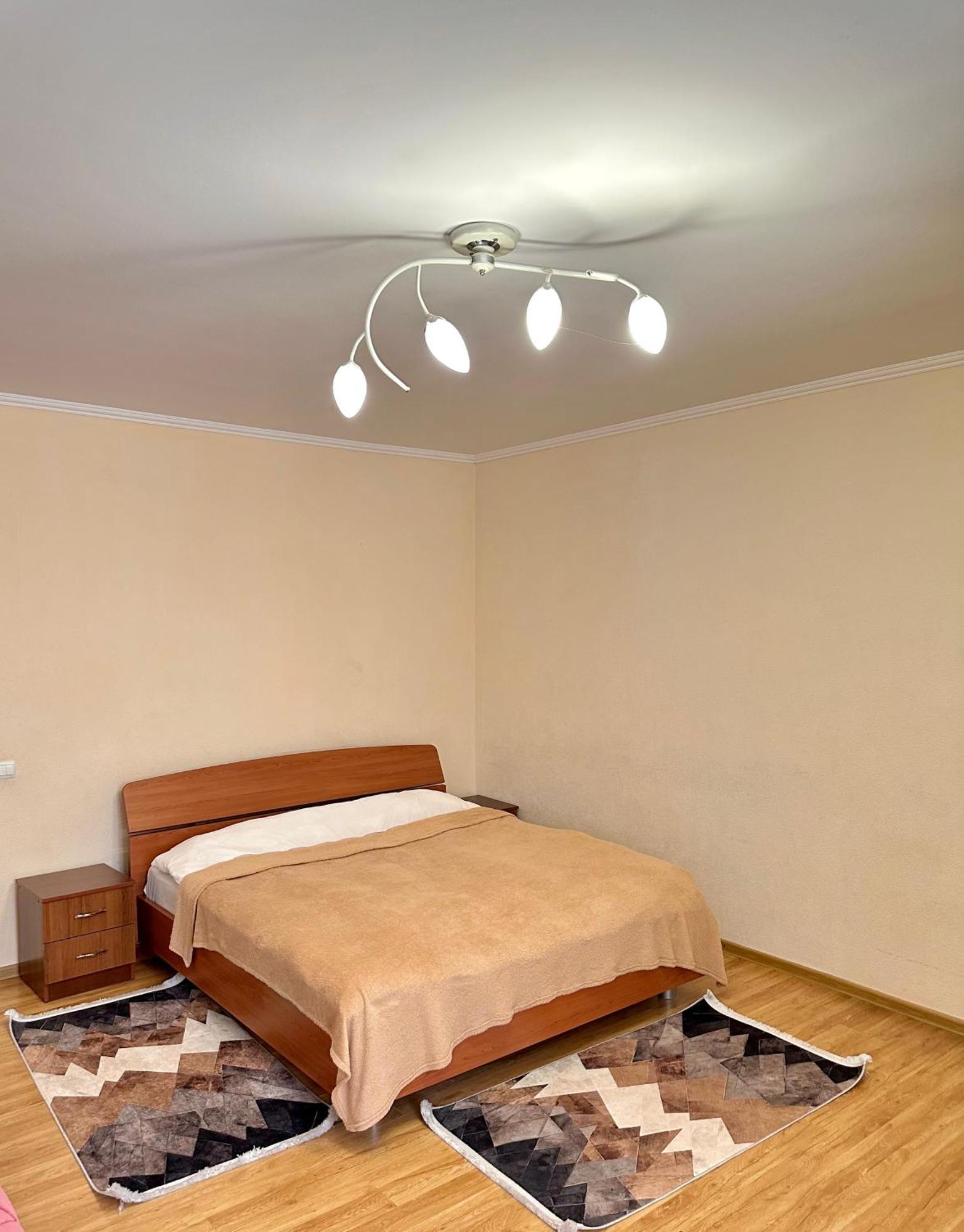 Апартаменти Липинського3,Поруч Порт Сіті Lutsk Exterior photo