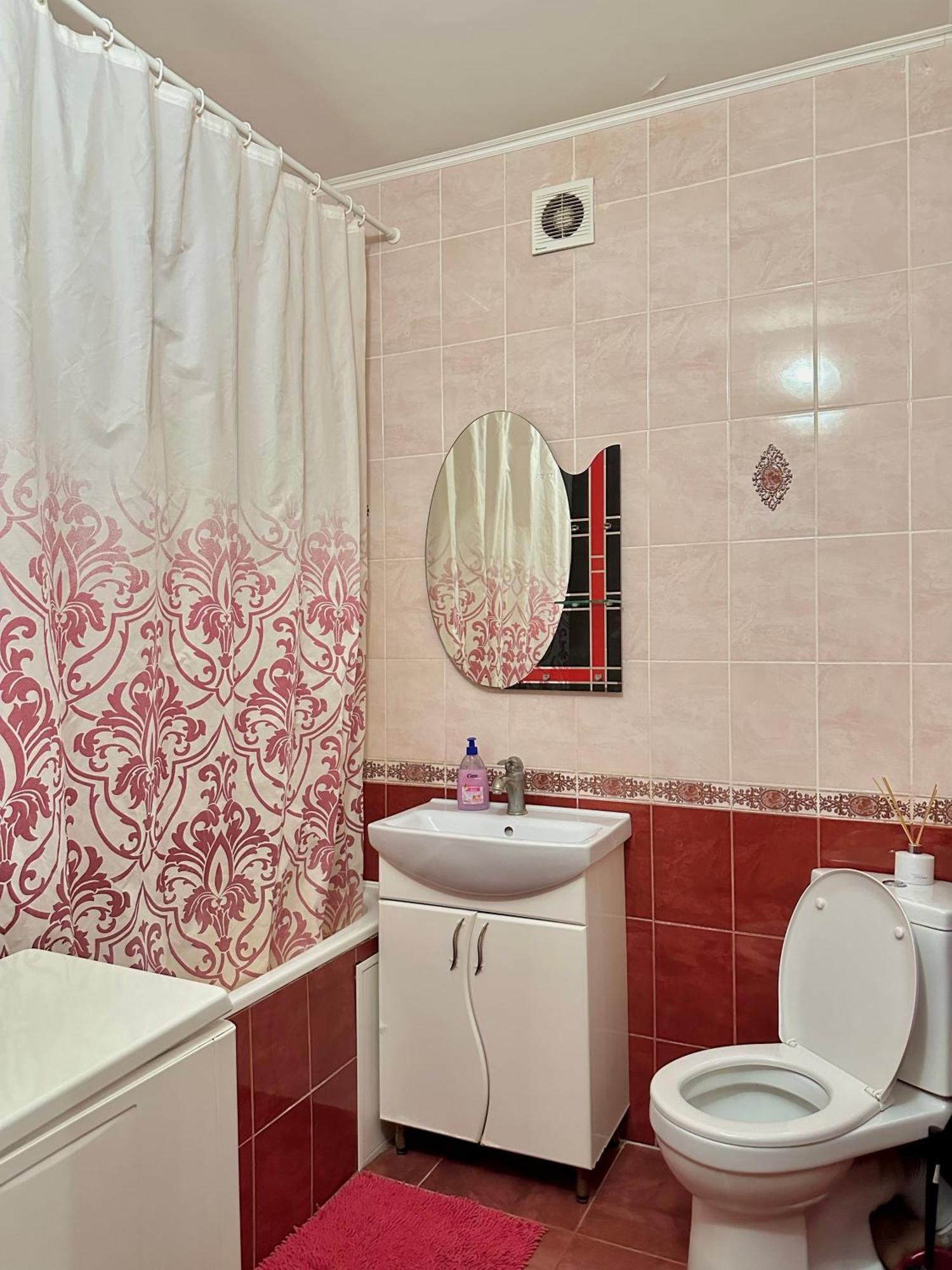Апартаменти Липинського3,Поруч Порт Сіті Lutsk Exterior photo